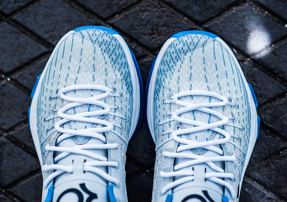 kd 8 white and blue