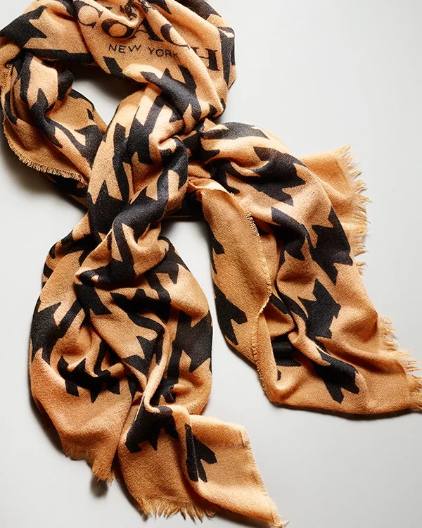 HoundstoothScarf.jpg