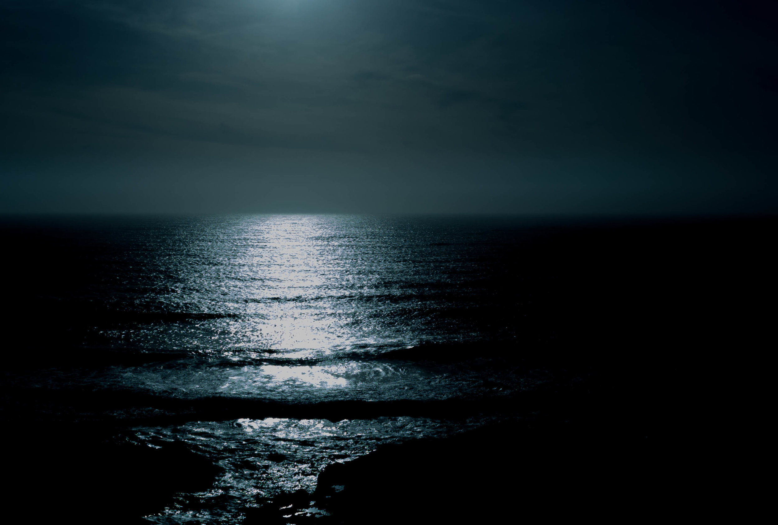 Without the moonlight reflecting off the ocean to guide them, it was mass chaos.