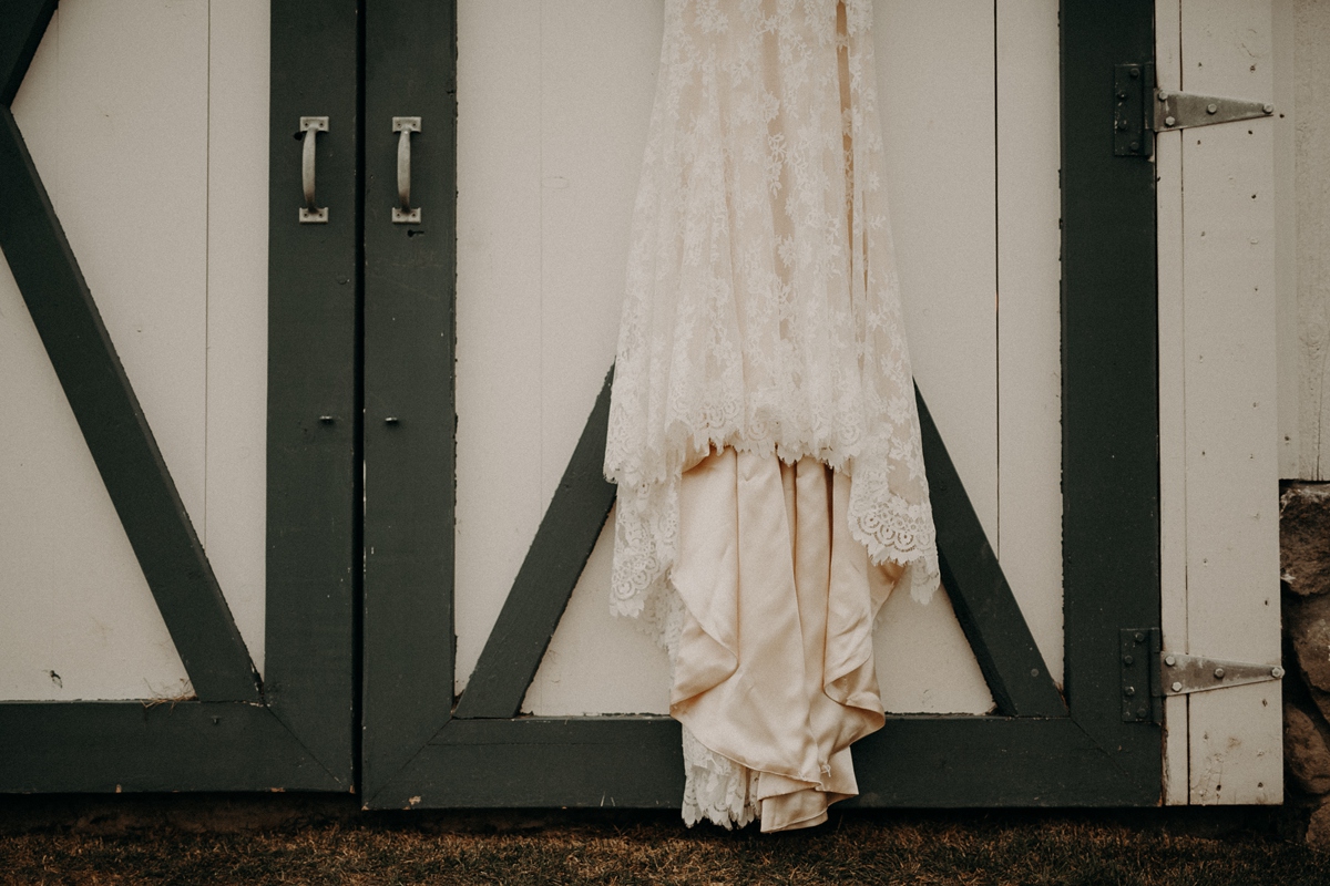 BloomLakeBarnWedding_6.jpg