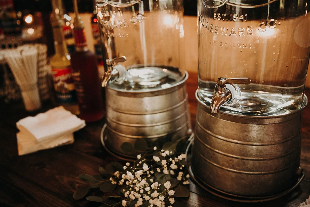 BloomLakeBarnWedding_102.jpg