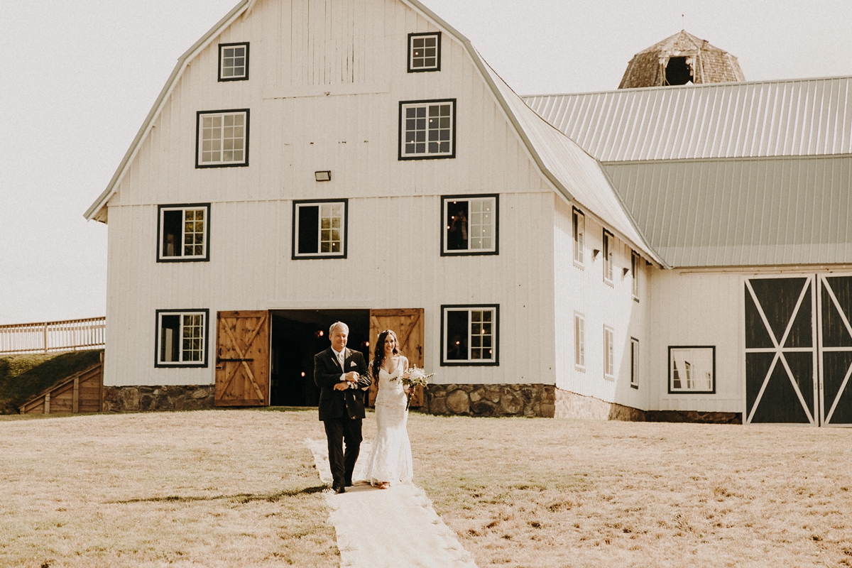 BloomLakeBarnWedding_125.jpg