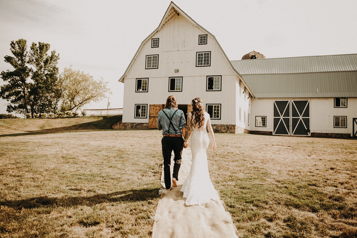 BloomLakeBarnWedding_159.jpg