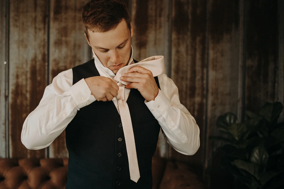 BloomLakeBarnWedding_32.jpg