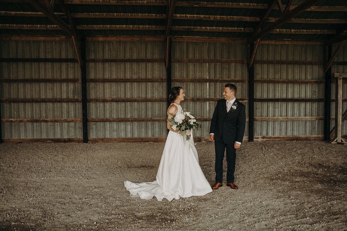 BloomLakeBarnWedding_51.jpg
