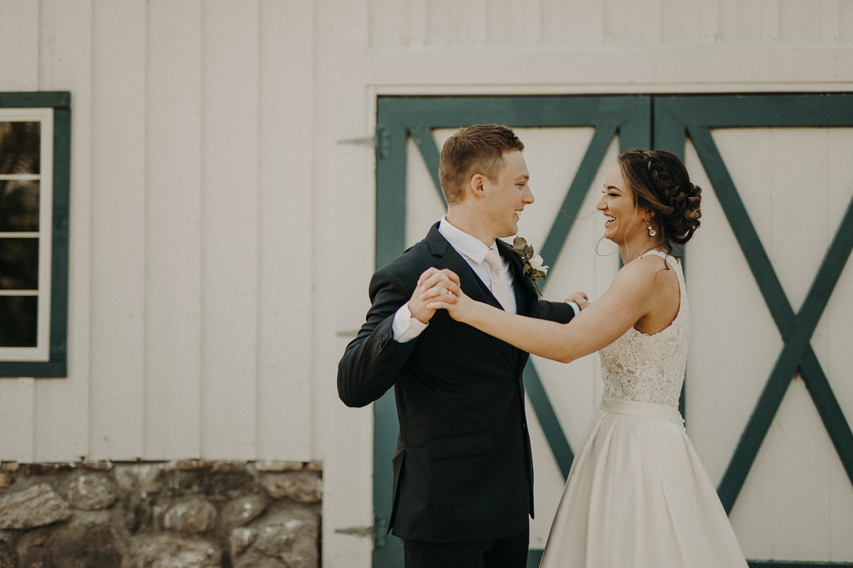 BloomLakeBarnWedding_71.jpg