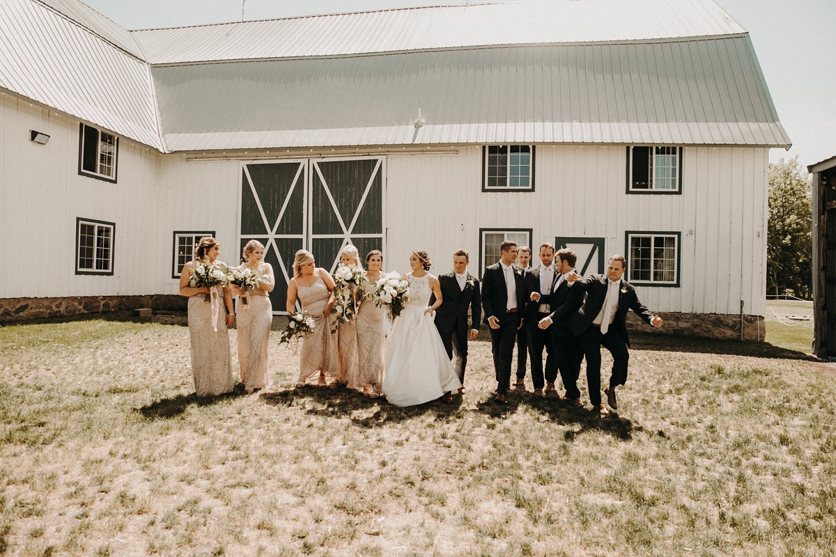 BloomLakeBarnWedding_78.jpg