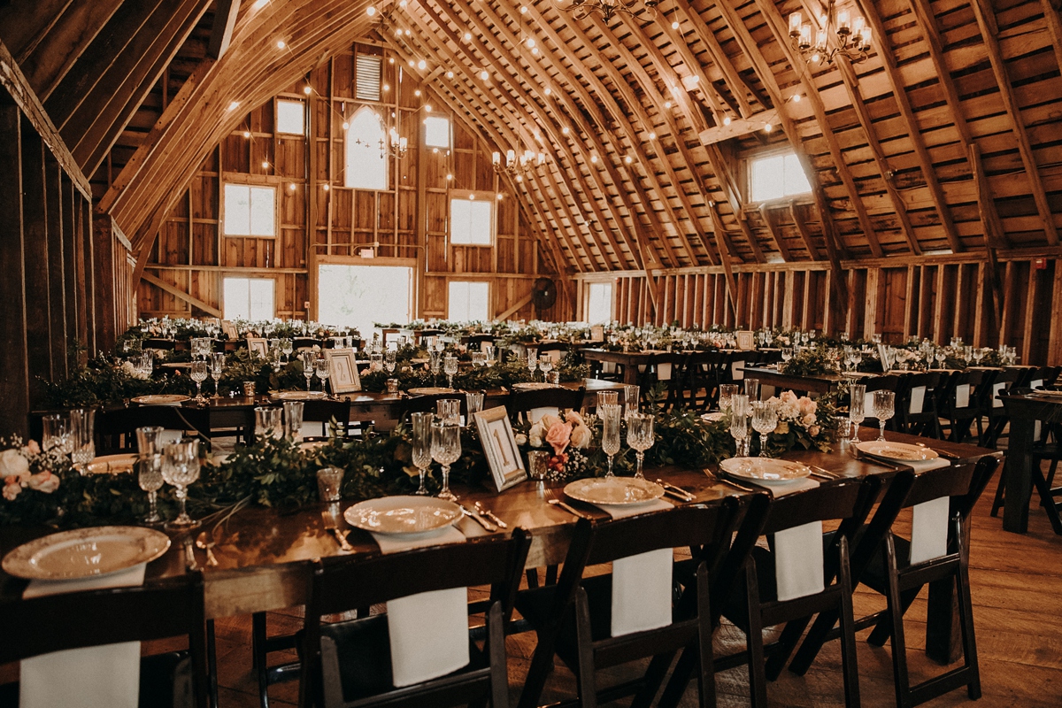 BloomLakeBarnWedding_117.jpg