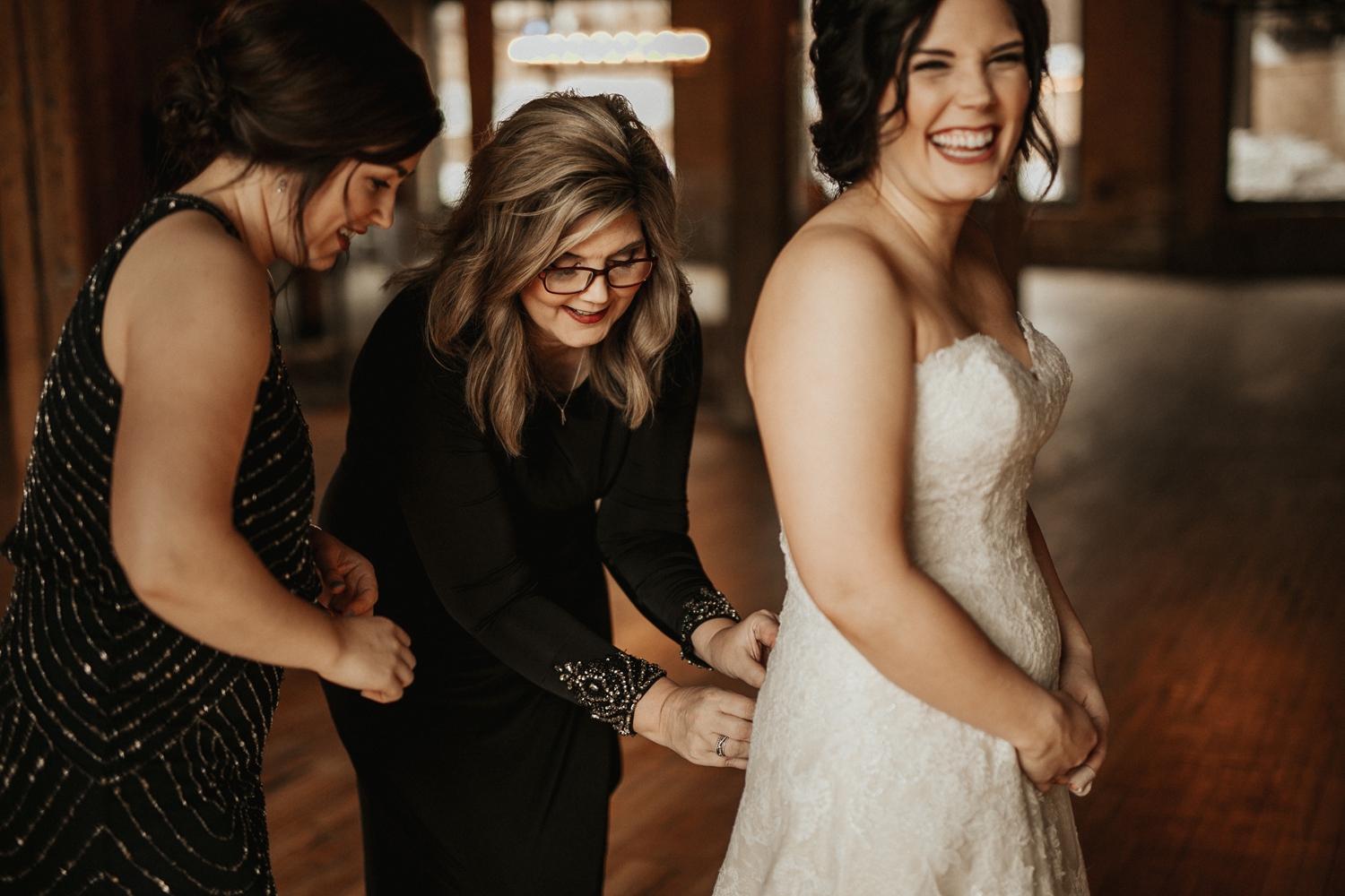 MinneapolisEventCenterWedding_36.jpg