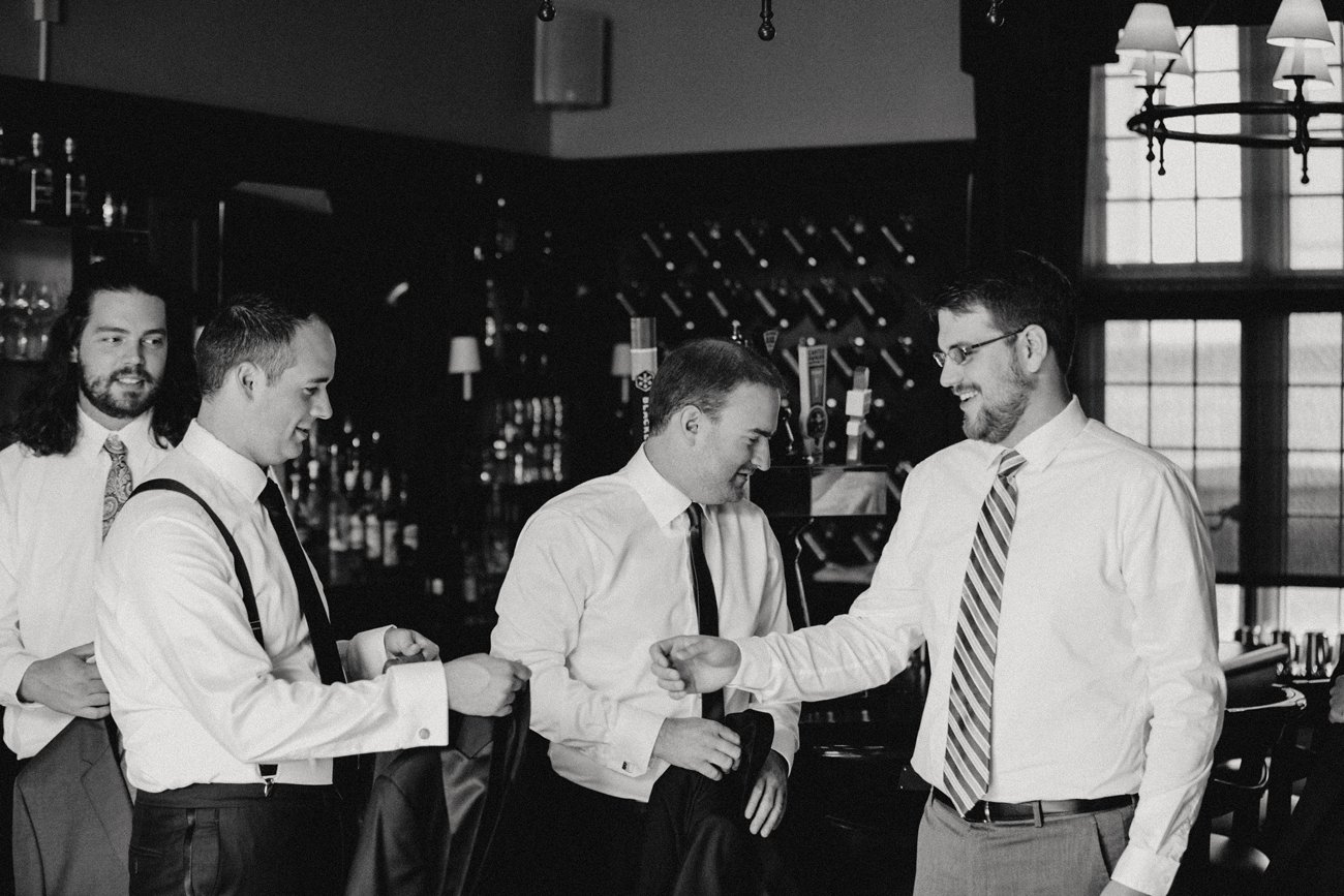 KitchiGammiClubDuluthWedding_49.jpg
