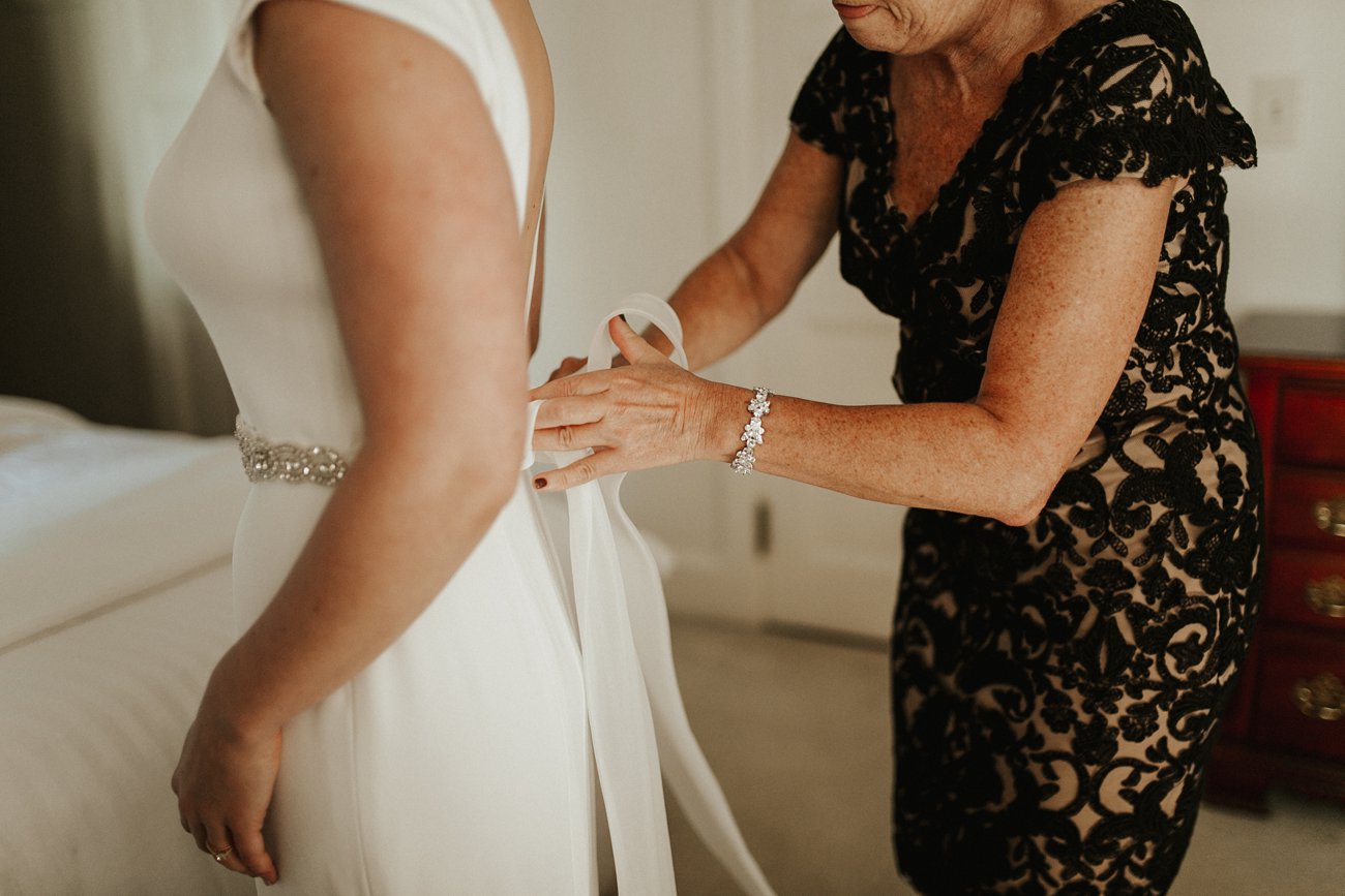 KitchiGammiClubDuluthWedding_83.jpg