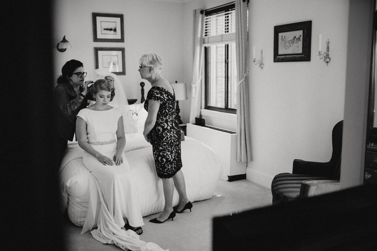 KitchiGammiClubDuluthWedding_90.jpg