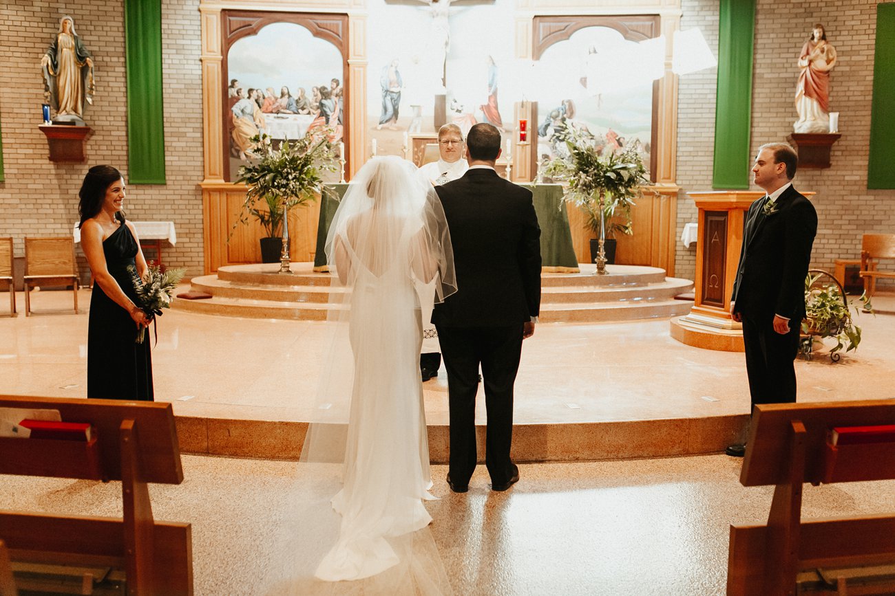 KitchiGammiClubDuluthWedding_115.jpg