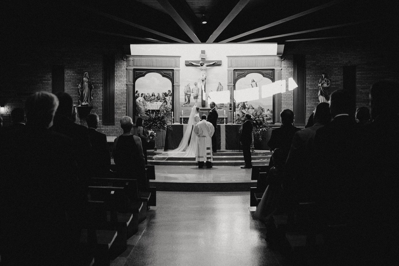 KitchiGammiClubDuluthWedding_122.jpg