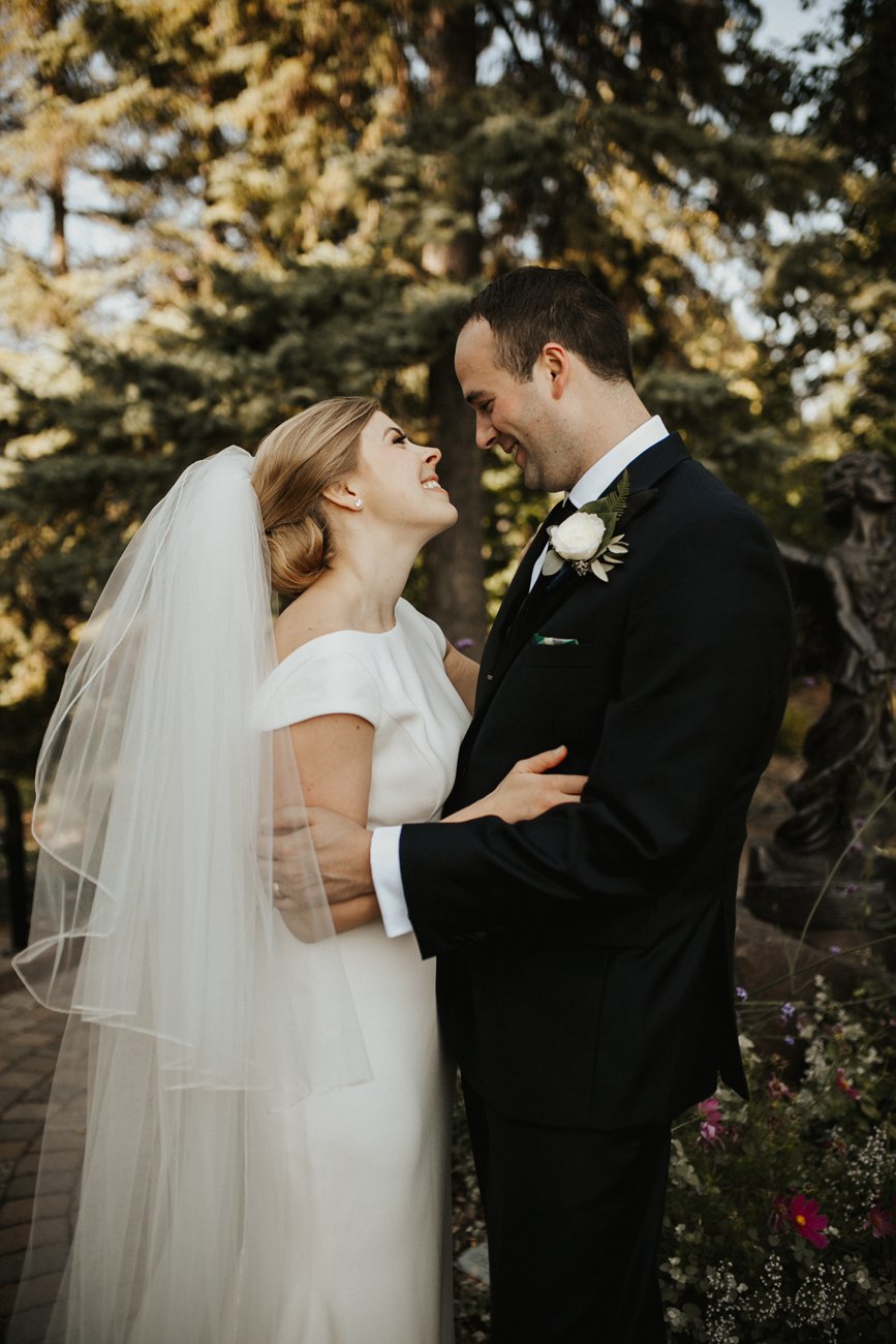 KitchiGammiClubDuluthWedding_166.jpg