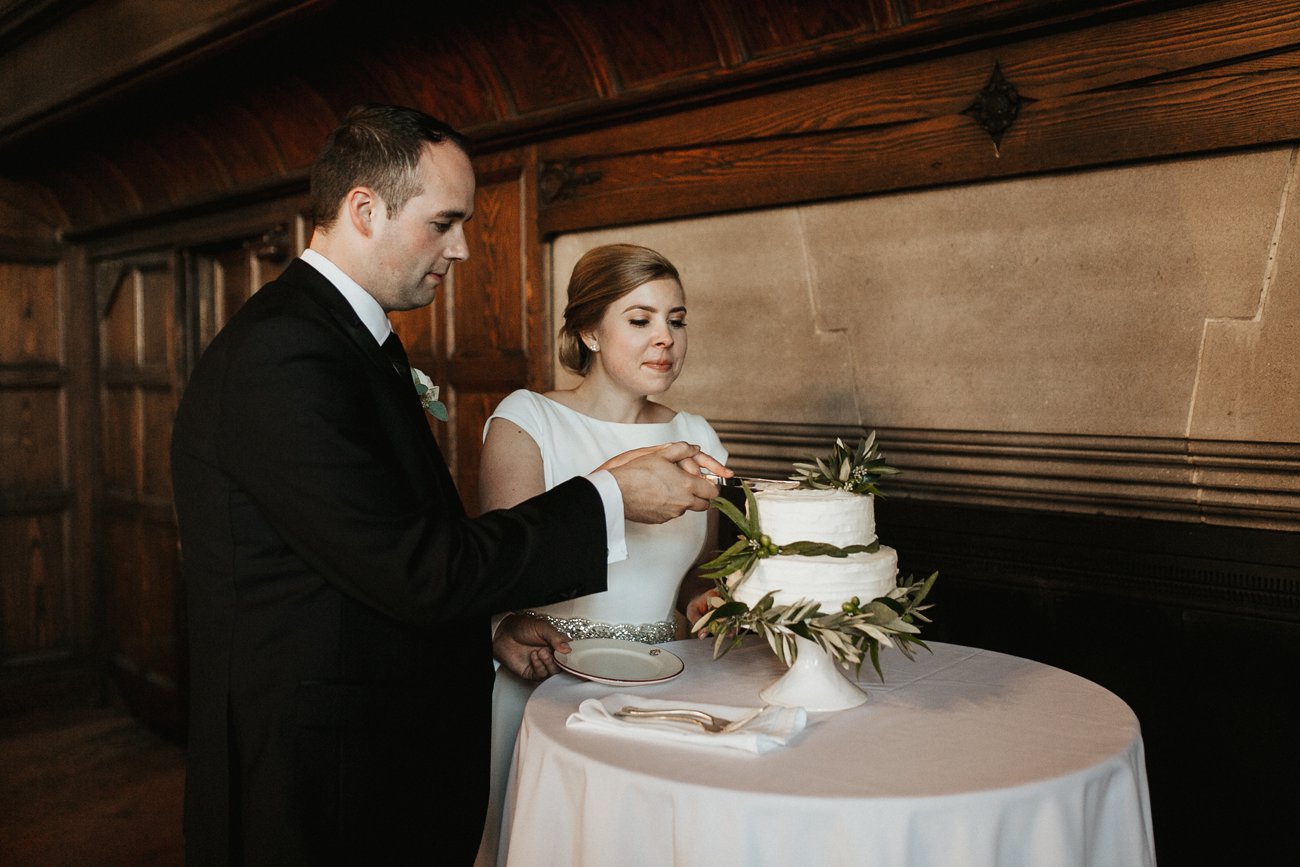 KitchiGammiClubDuluthWedding_251.jpg