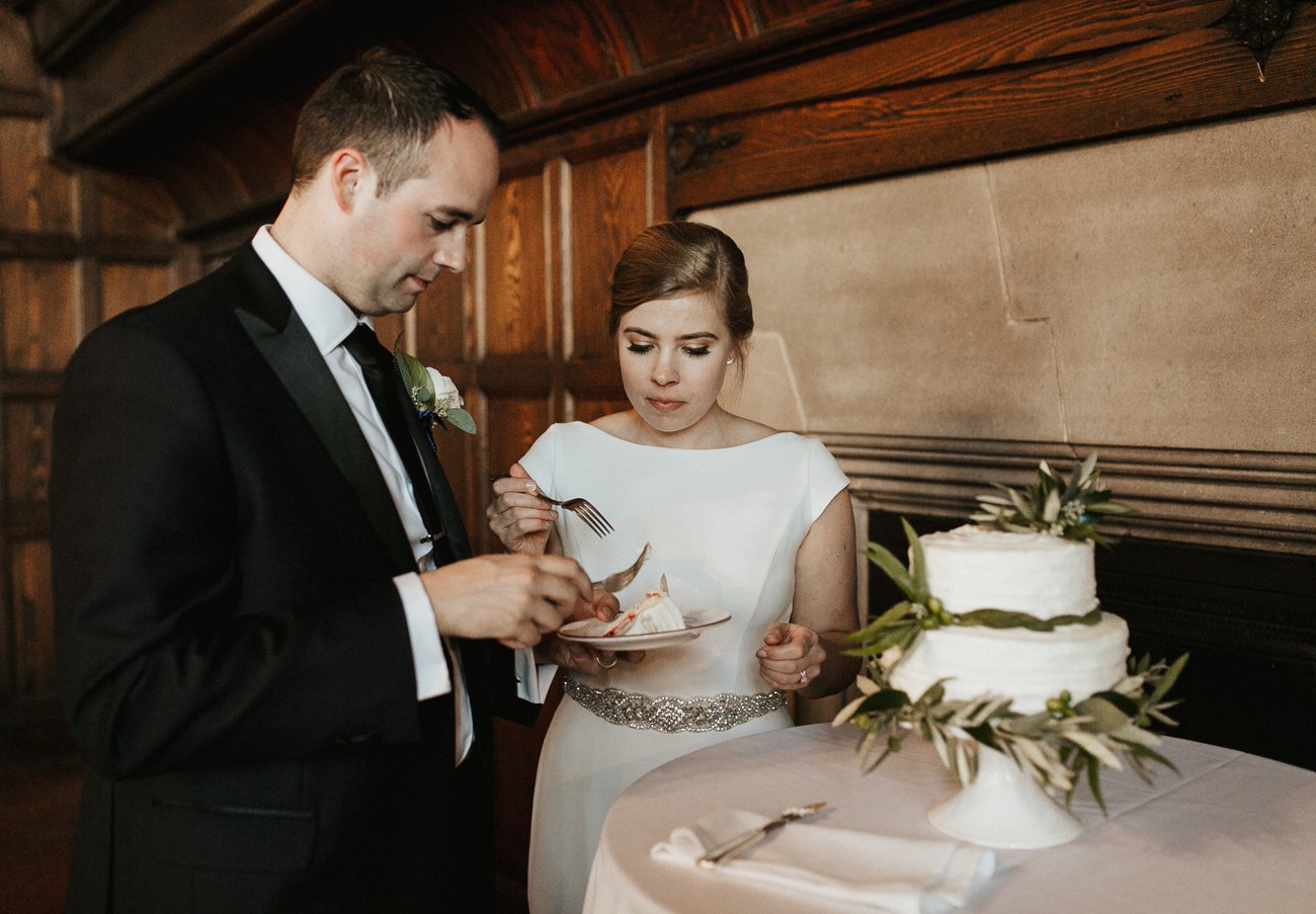 KitchiGammiClubDuluthWedding_254.jpg