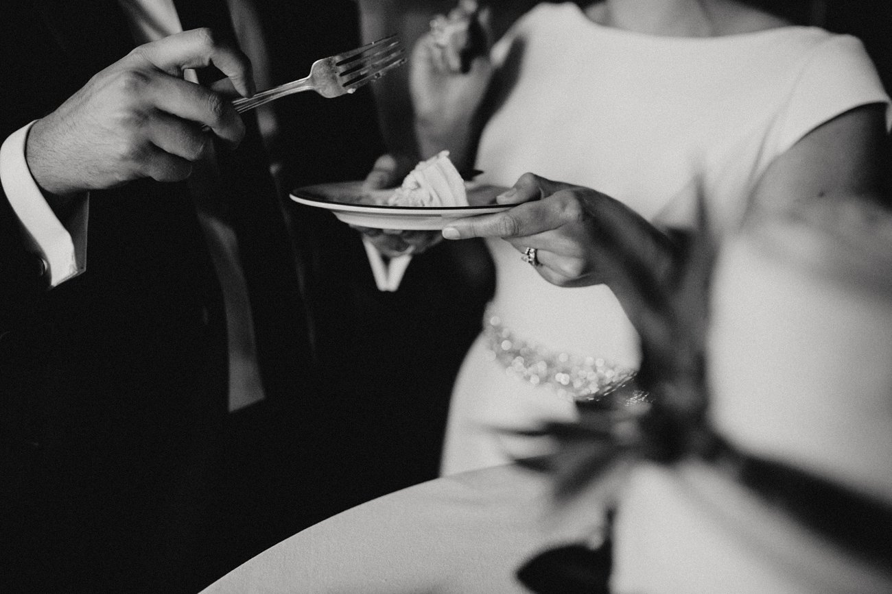 KitchiGammiClubDuluthWedding_259.jpg