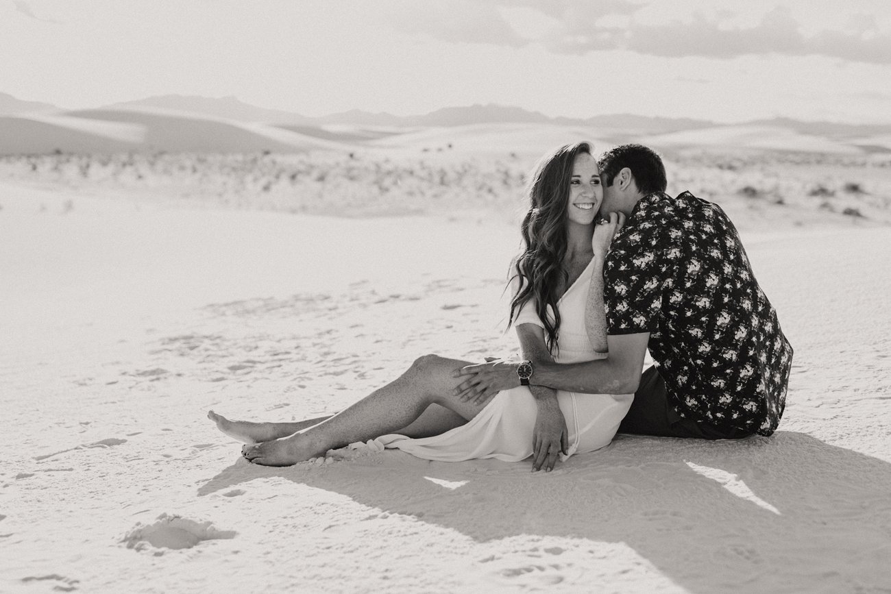 WhiteSandDunesEngagement_73.jpg