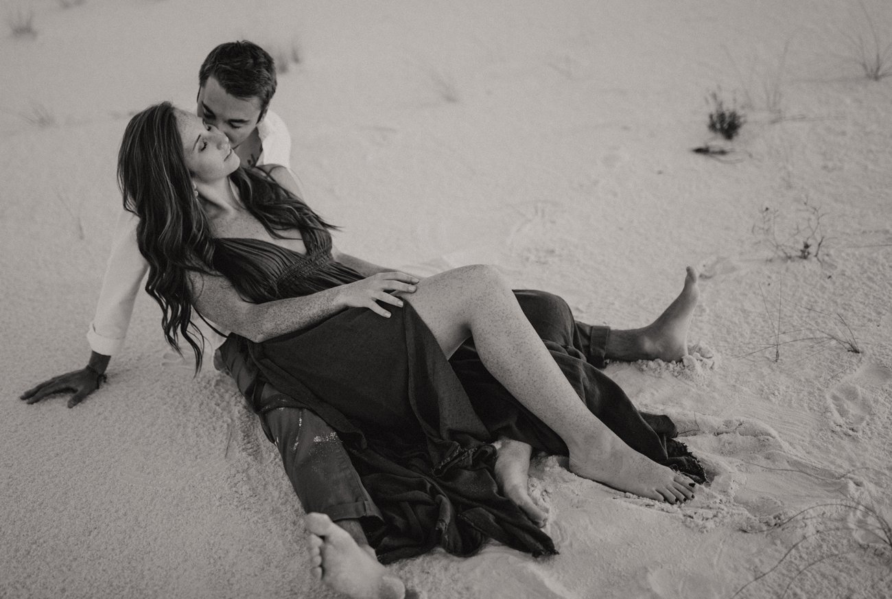 WhiteSandDunesEngagement_177.jpg