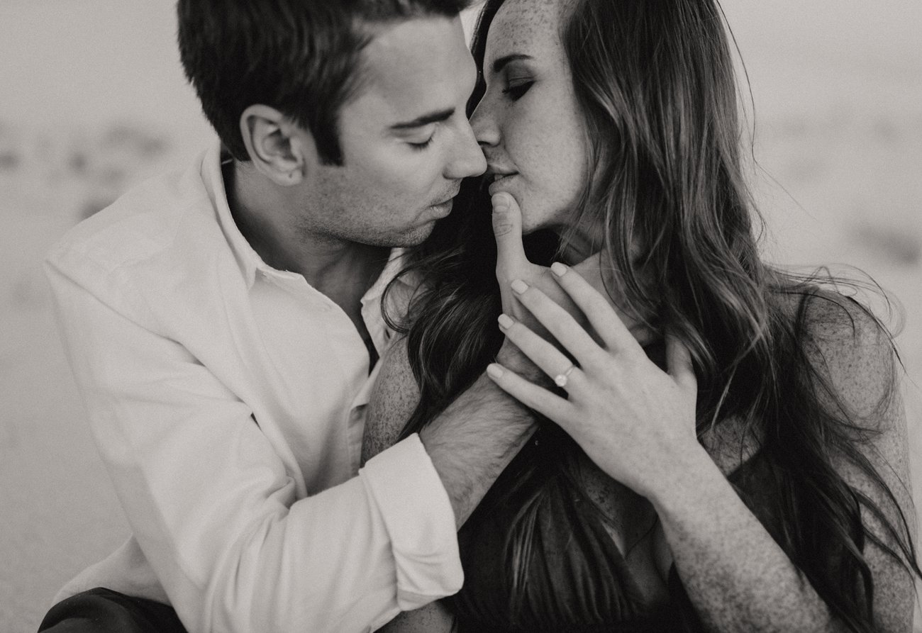 WhiteSandDunesEngagement_181.jpg