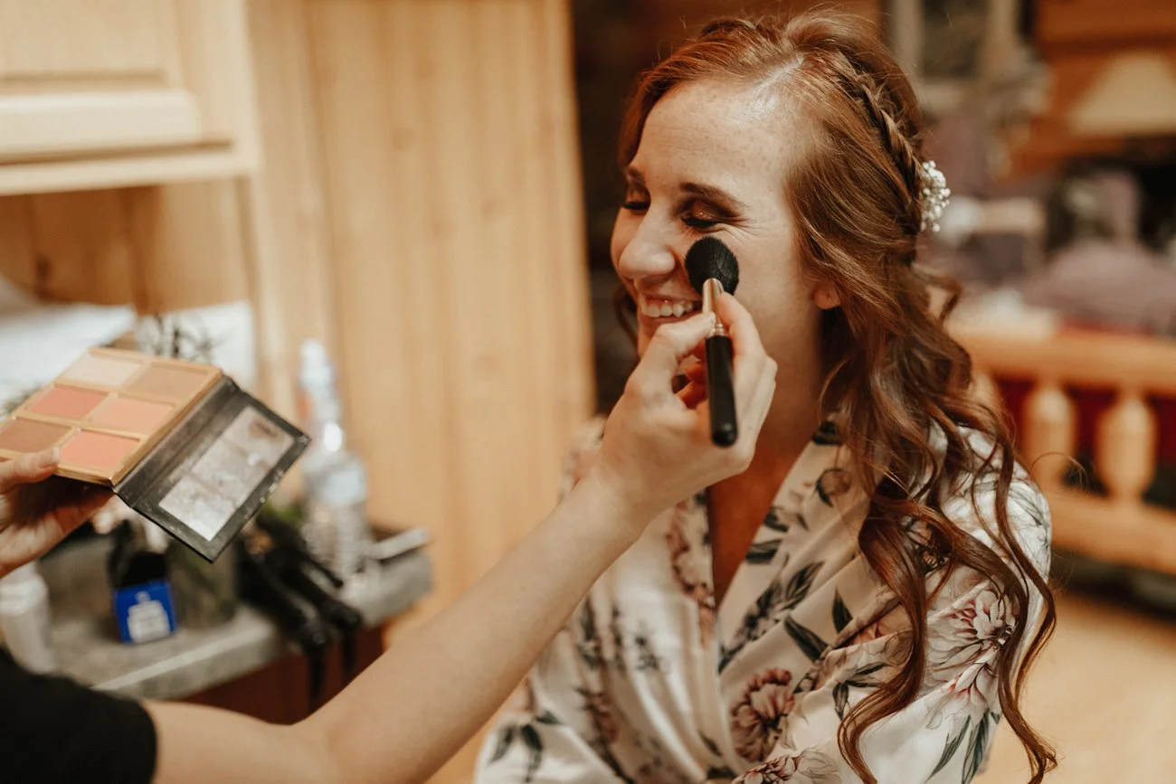 MinnesotaBarnWedding_16.jpg