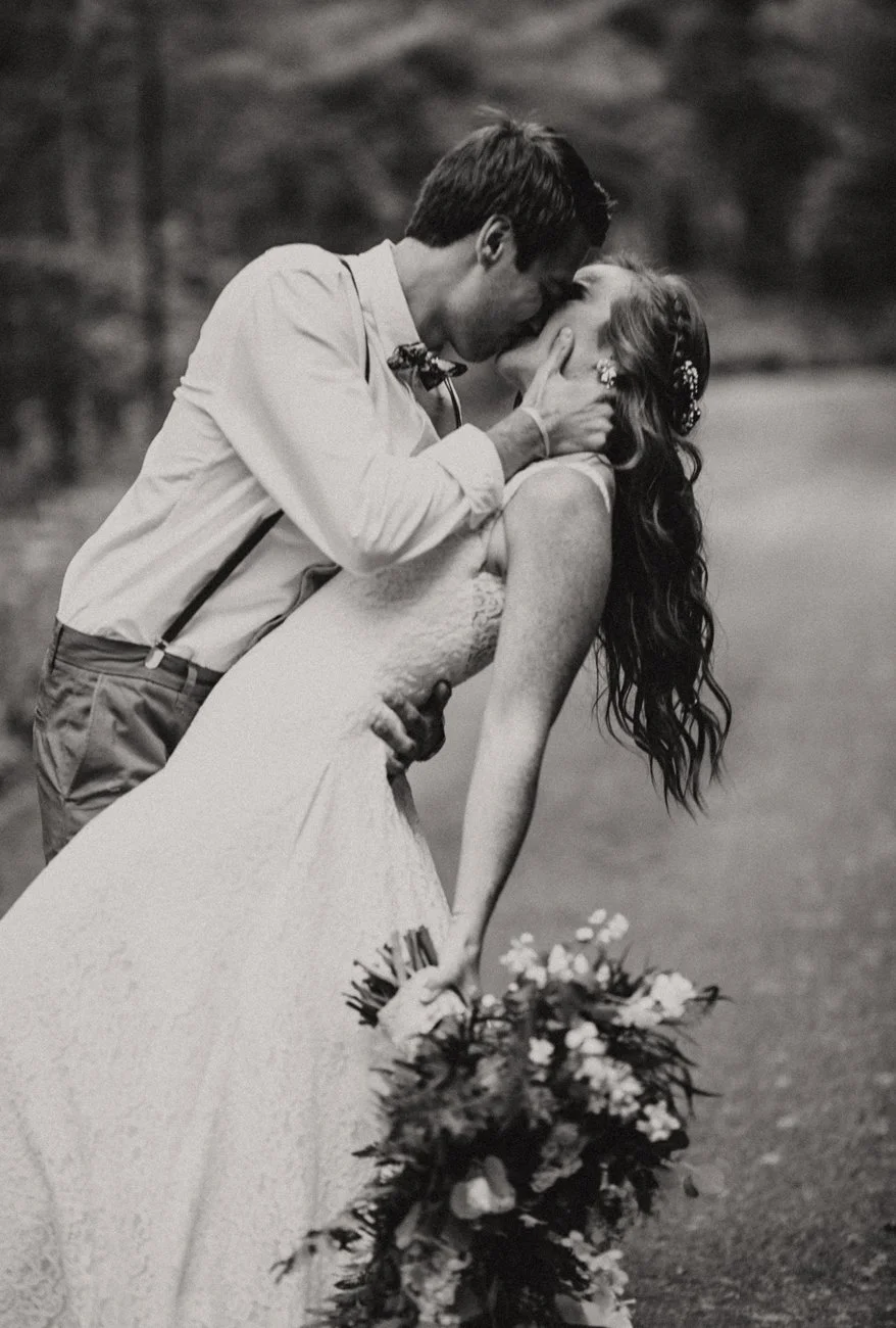 MinnesotaBarnWedding_92.jpg