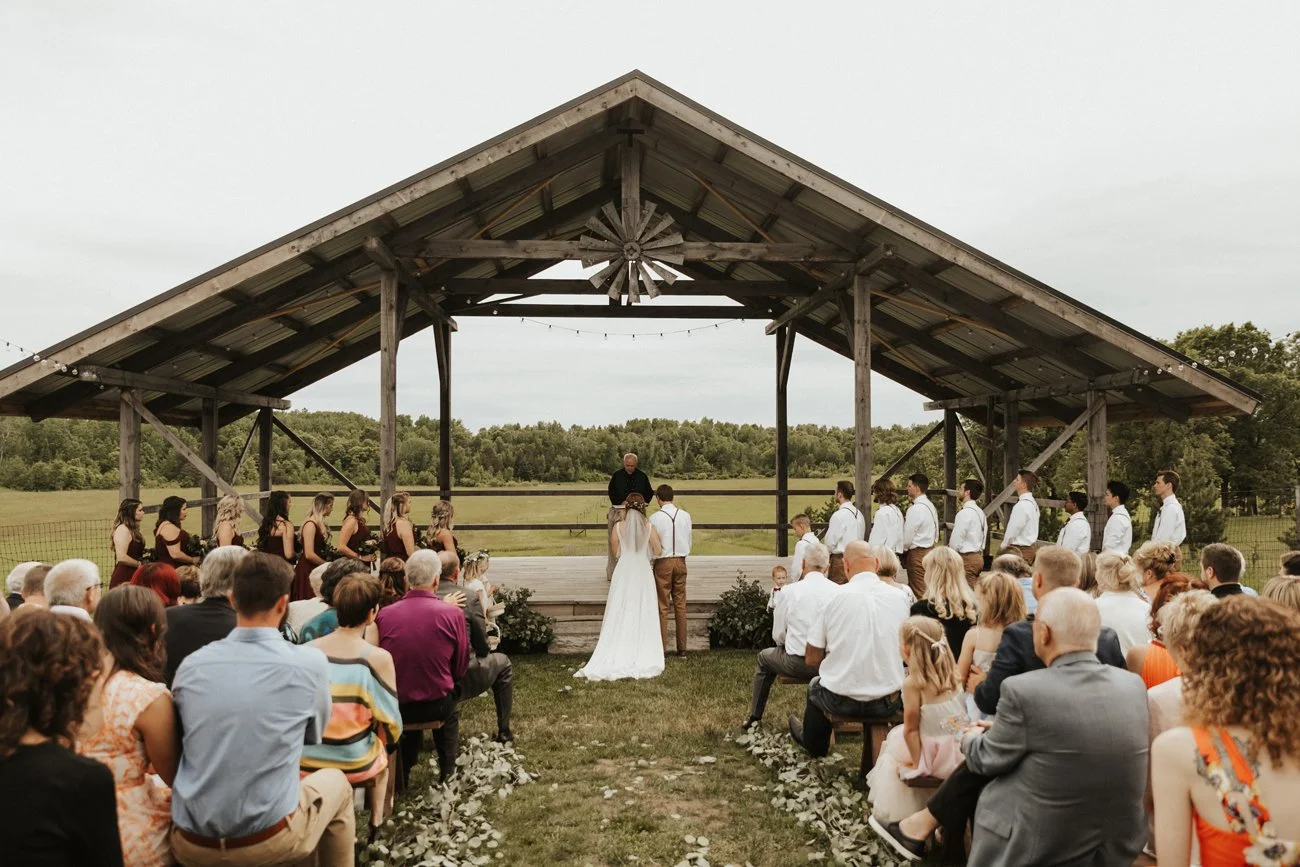 MinnesotaBarnWedding_200.jpg