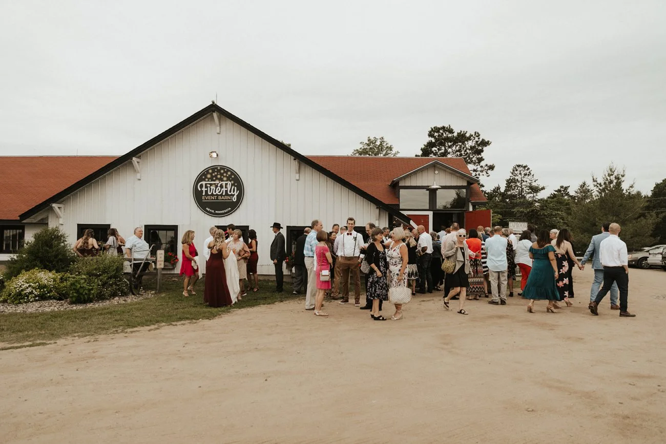 MinnesotaBarnWedding_230.jpg