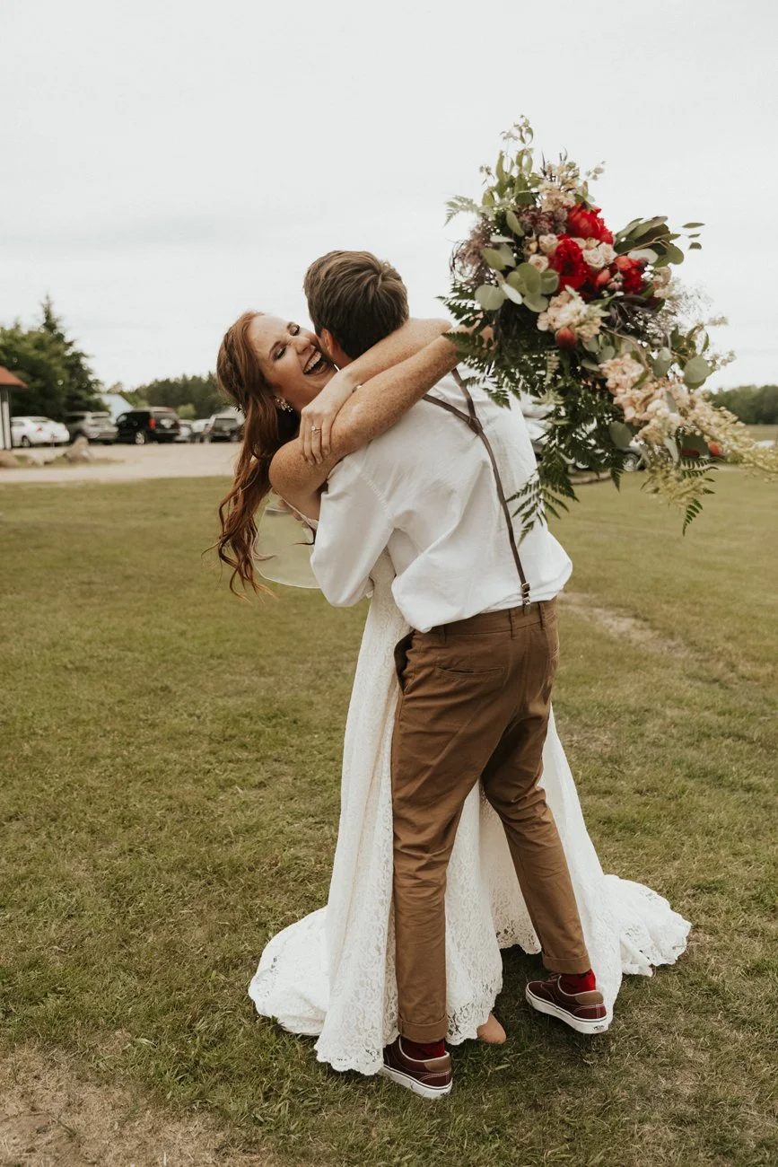 MinnesotaBarnWedding_223.jpg