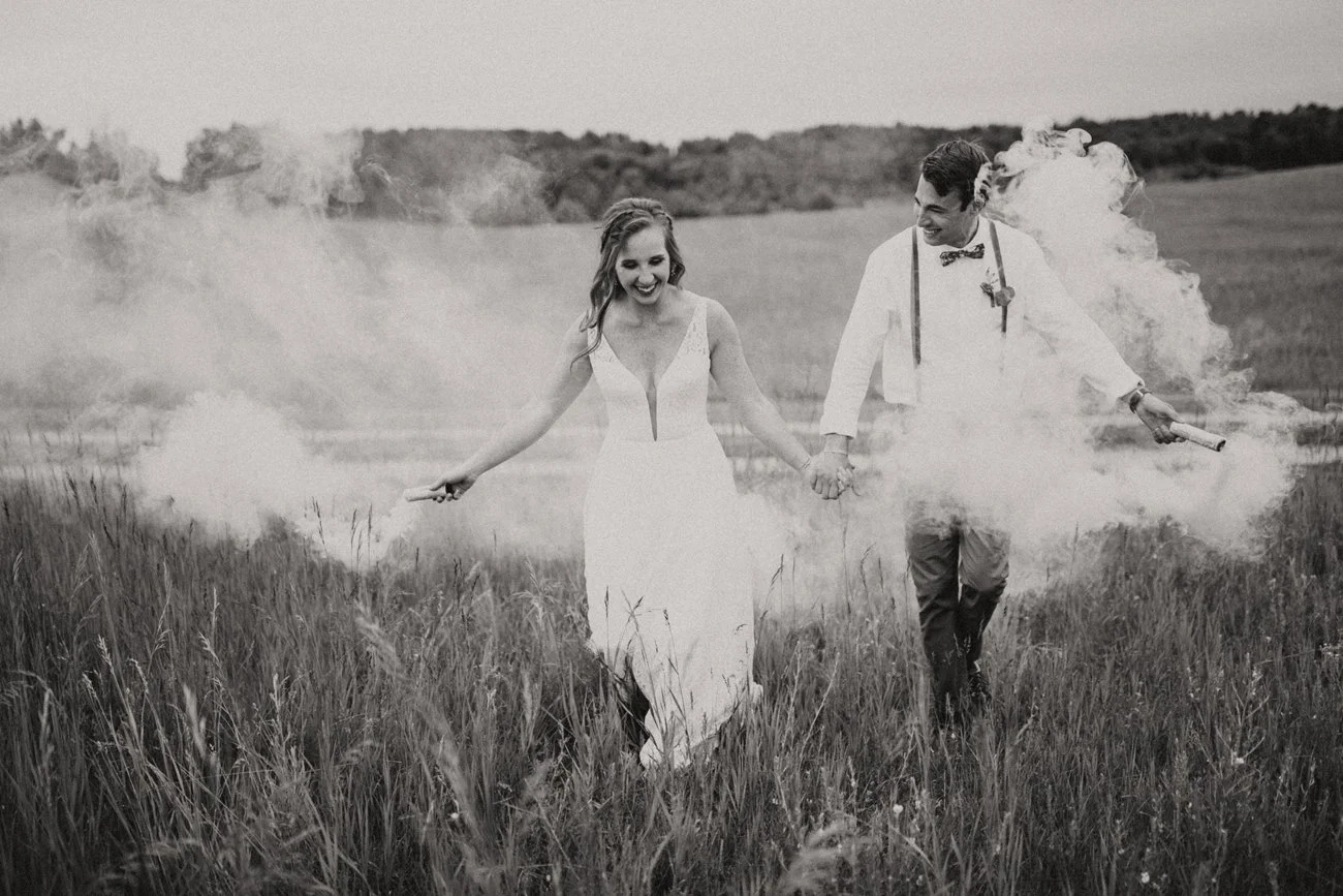 MinnesotaBarnWedding_270.jpg