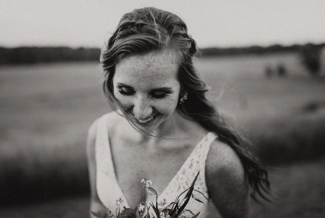 MinnesotaBarnWedding_290.jpg