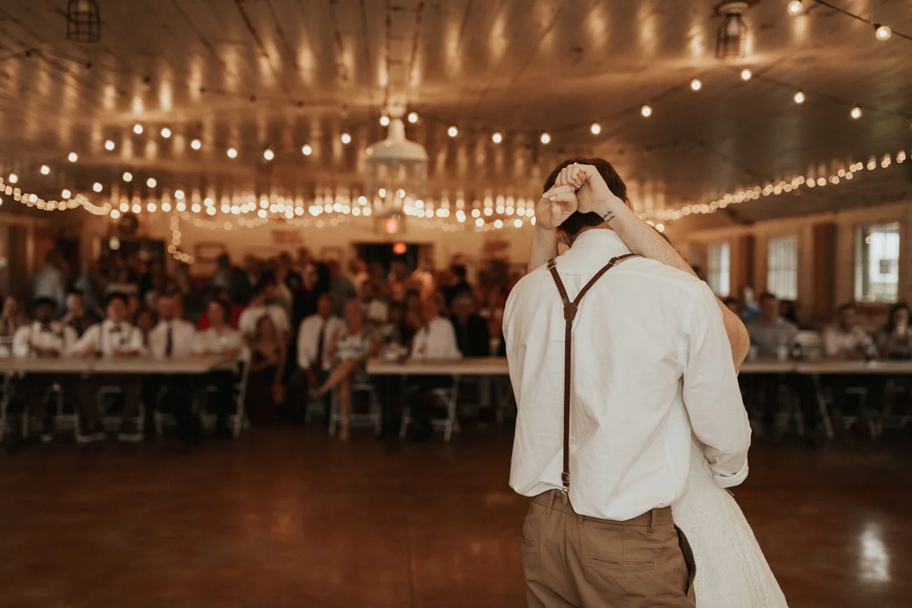 MinnesotaBarnWedding_378.jpg