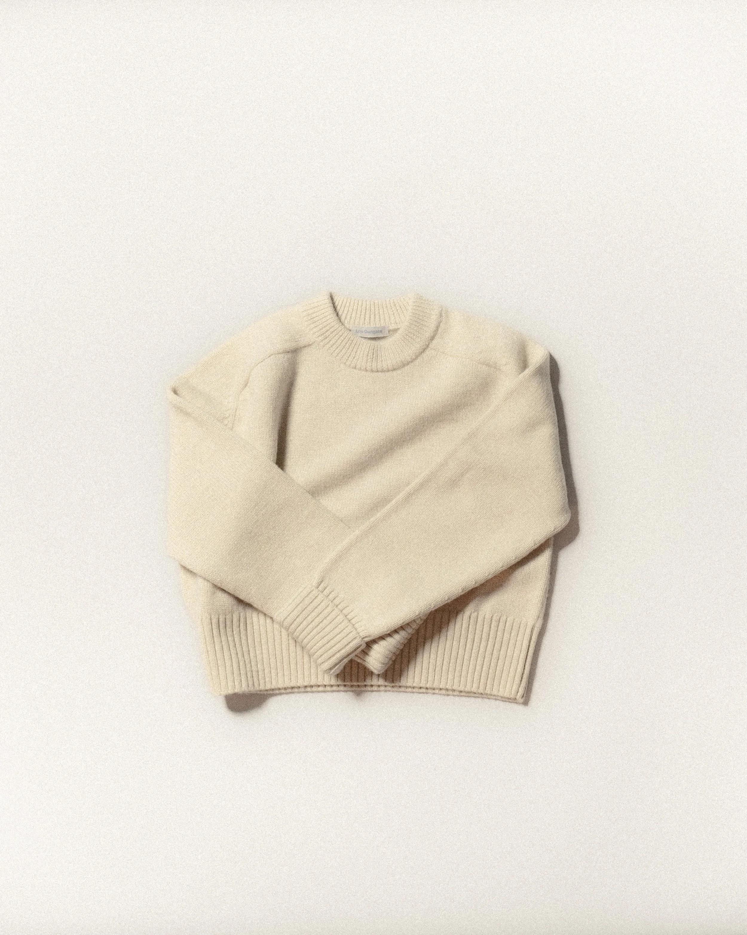 Hello hello 🍂 

#LouDungate #slowfashion #thejumper #wool