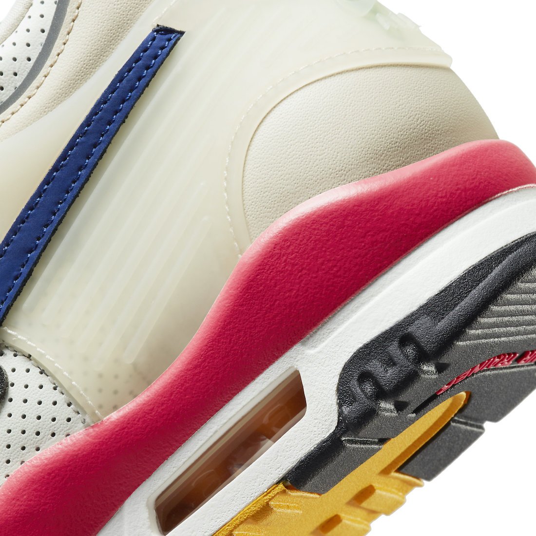 Saquon-Barkley-Nike-Air-Trainer-3-DA5403-200-Release-Date-Price-7.jpeg