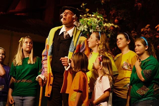 ⏮ Westben Rewind! Today we are travelling back to 2010 to remember the world premiere of Brian Finley &amp; Ken Tizzard&rsquo;s original musical, The Selfish Giant! ⁣
⁣
🌤 A compelling remount of this musical was to be finishing its run at The Barn t