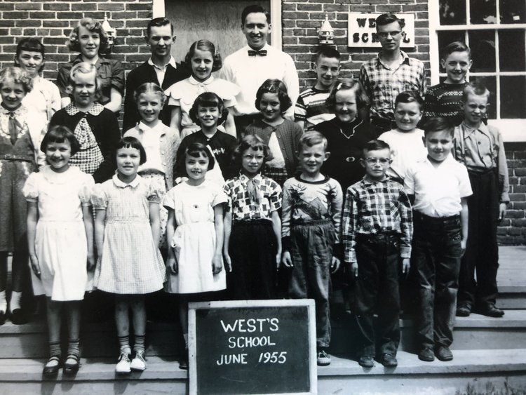 Students of Bob Moorcroft’s class circa 1955