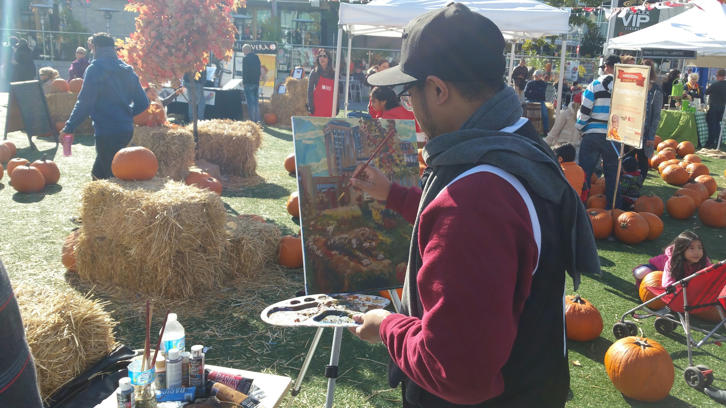 Eric Tigz doing some live painting