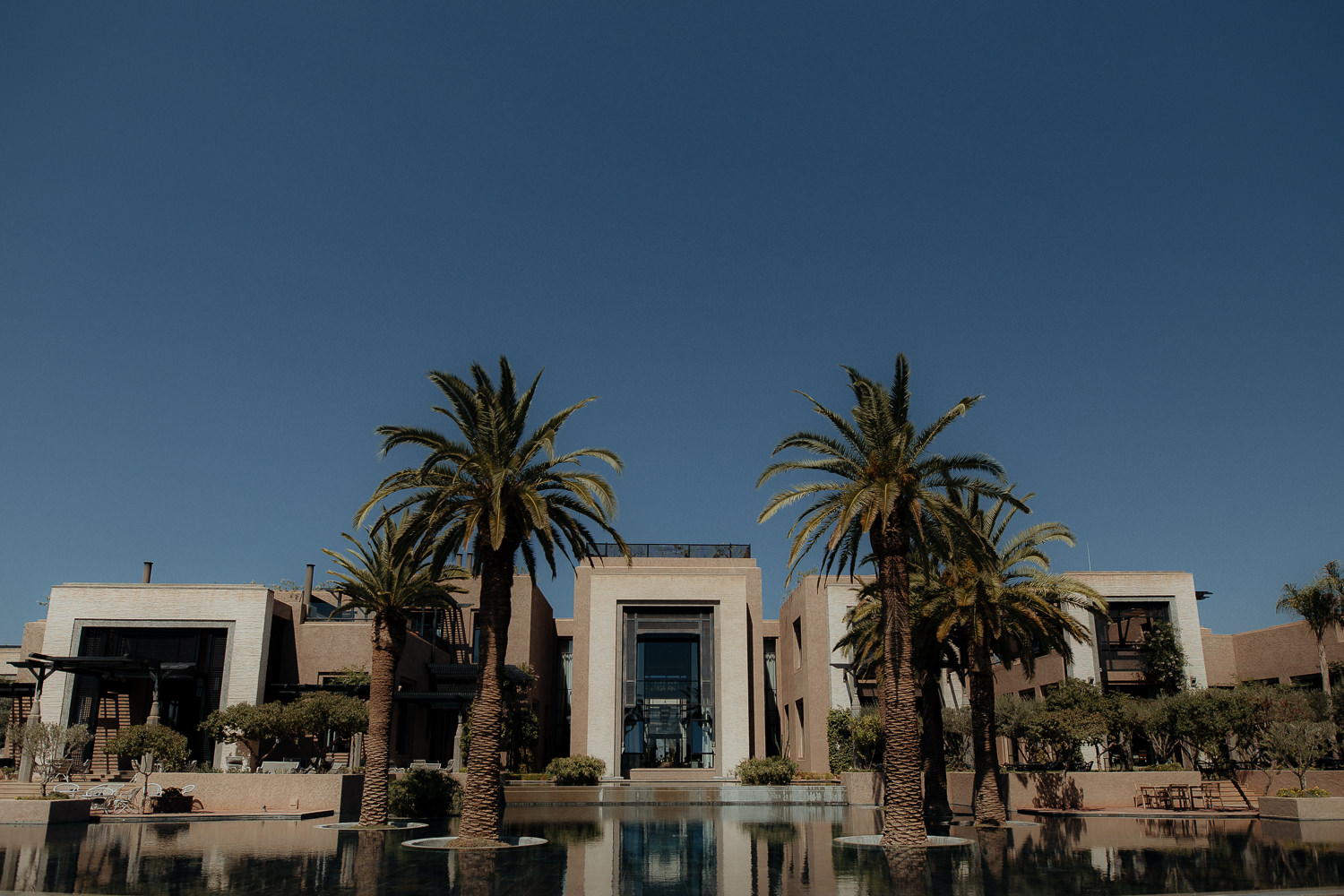 Morrocan-wedding-photographer-the-Palms-1123.jpg