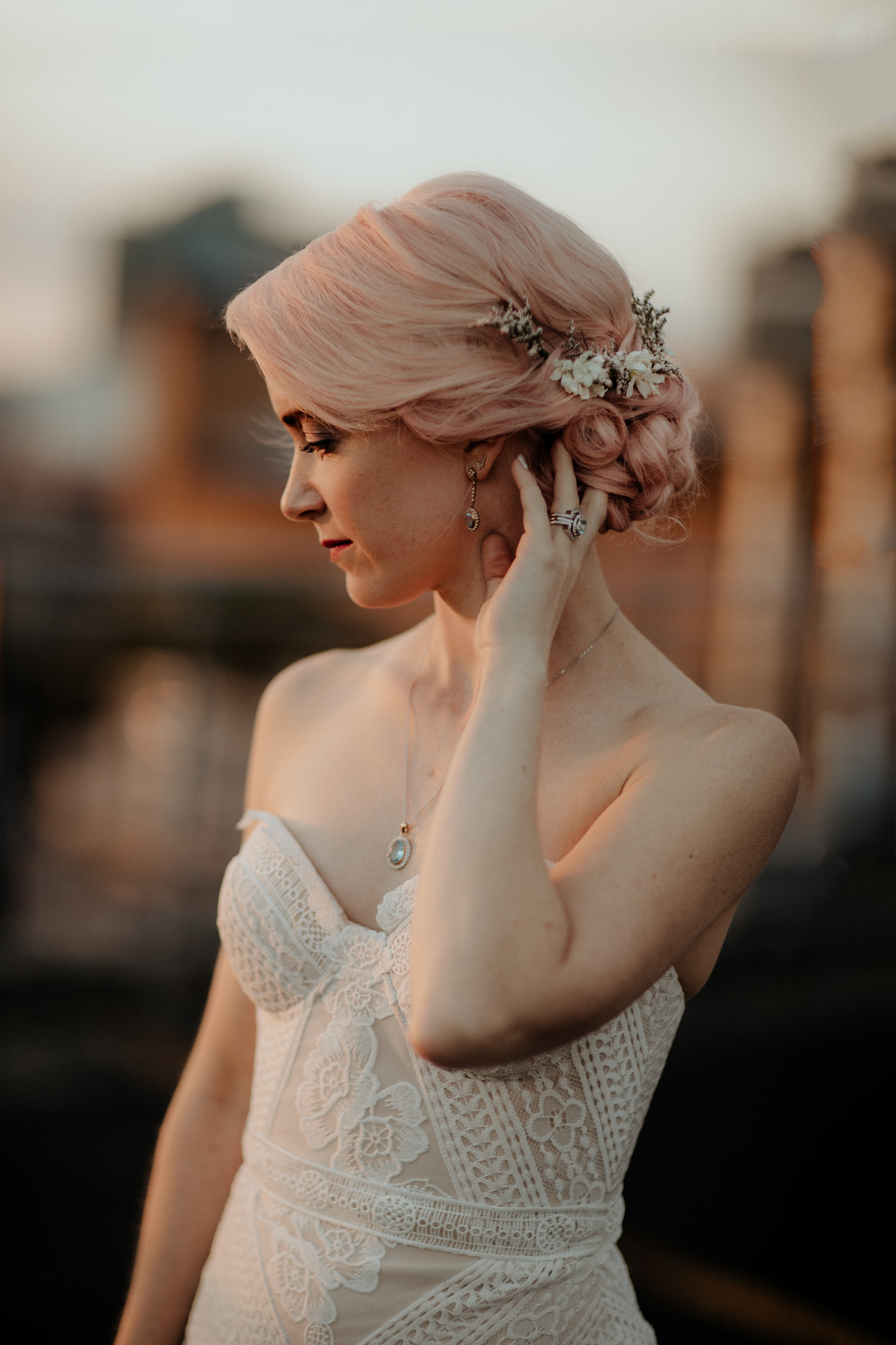 pink-wedding-hair-style-.jpg