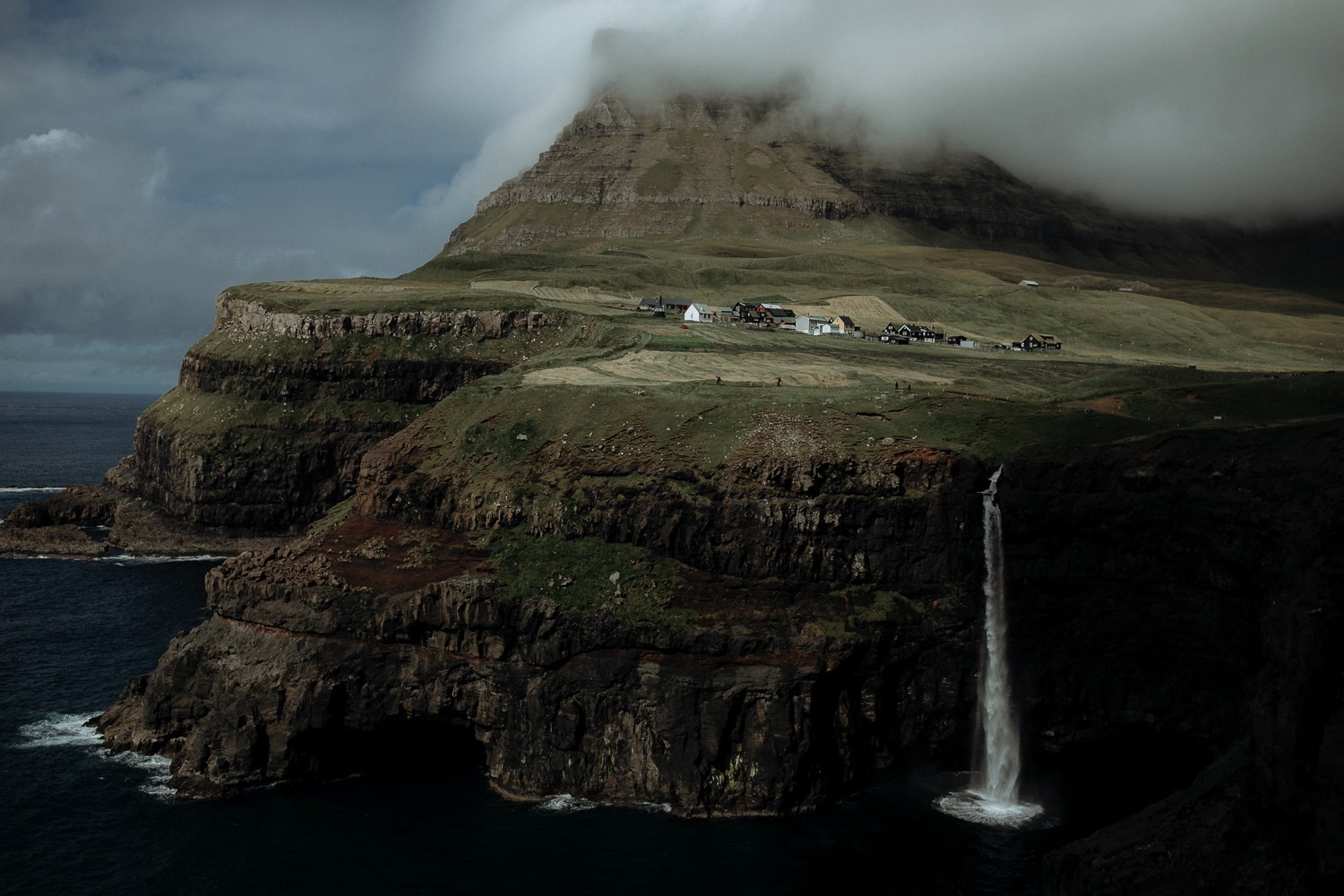 39-Faroe-island-wedding-photographer-23316.jpg