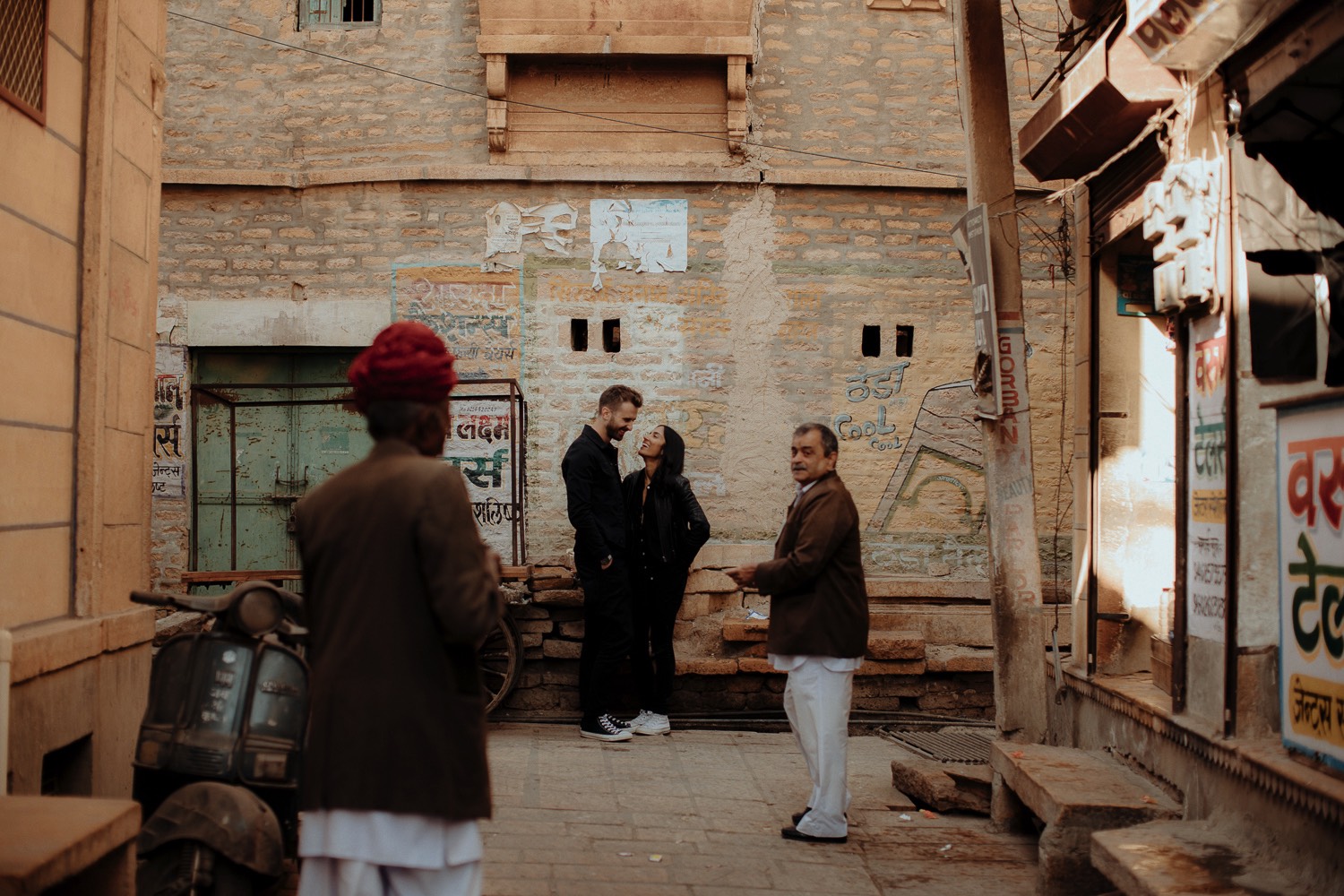 025-Jaisalmer-engagement shoot-28914.jpg