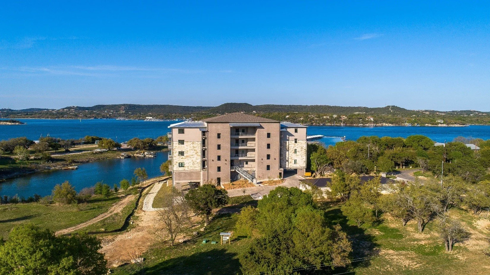The-Hudson-on-the-shore-of-Lake-Travis-1.jpg