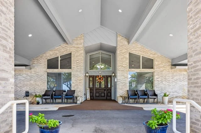 Gateway-Villas-and-Gardens-Marble-Falls-006.jpg