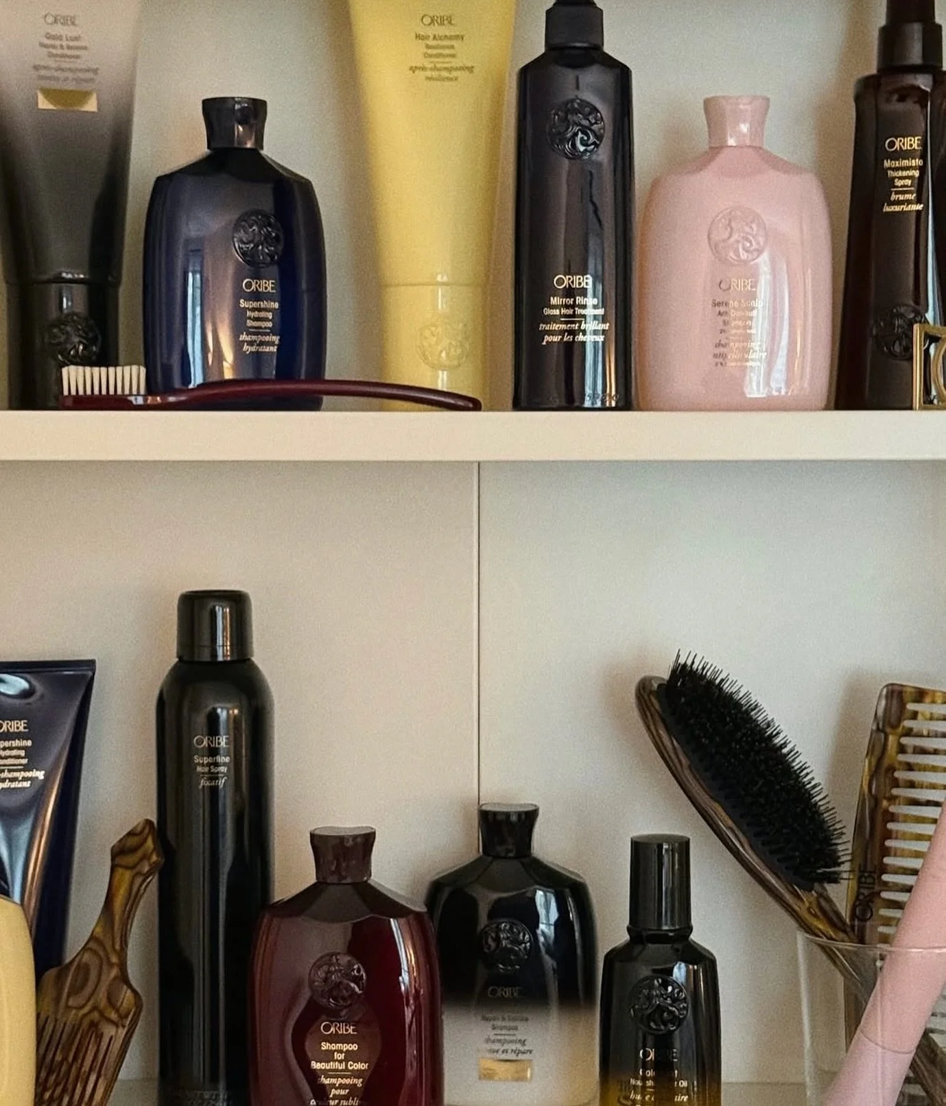 New month, same luxury. ❄️

Step into November with Oribe and perfect hair care.