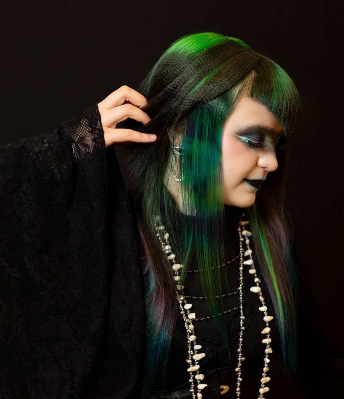 Feelin&rsquo; extra lucky 💚🍀

Come get your shamrock shine on, Birch &amp; Lace has you covered this St. Patty&rsquo;s Day! ☘️✨ 

#AllGreenEverything #BirchAndLace #luckoftheirish #revelstoke