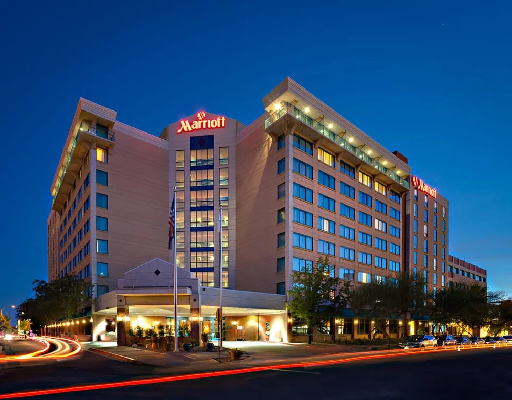 hotelAZ.jpg