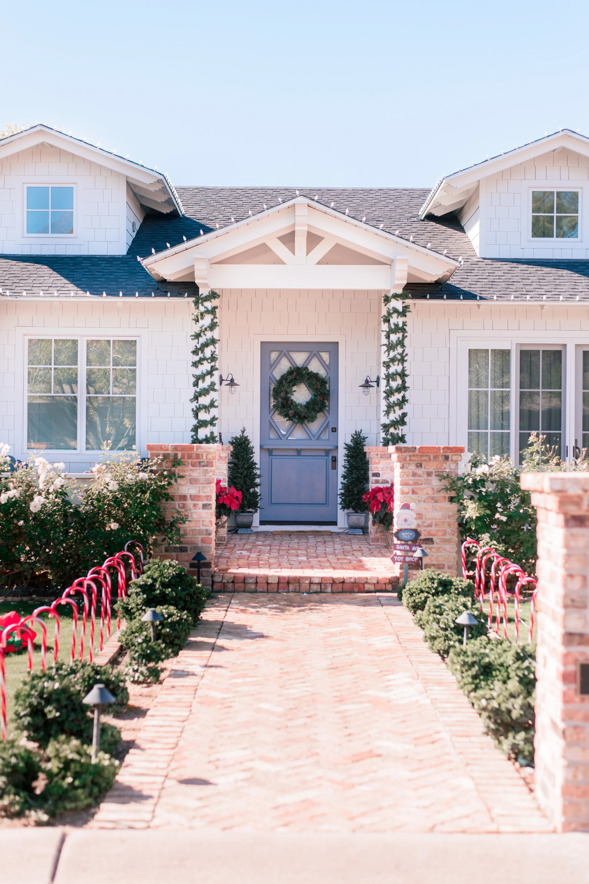 Cottage Farmhouse Christmas Decorations In Arcadia Love And Specs
