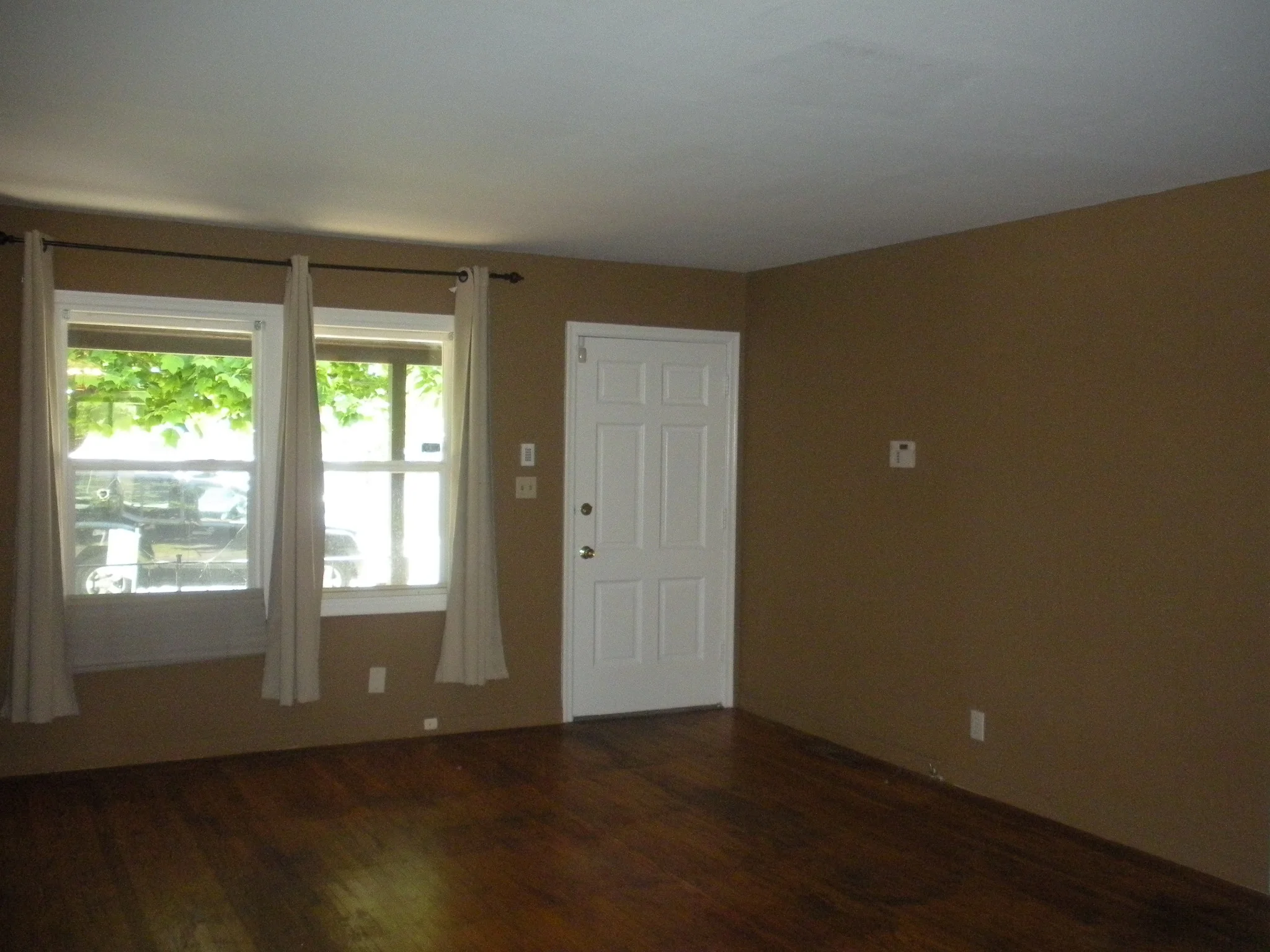 801 Modoc Street 005 (2).JPG