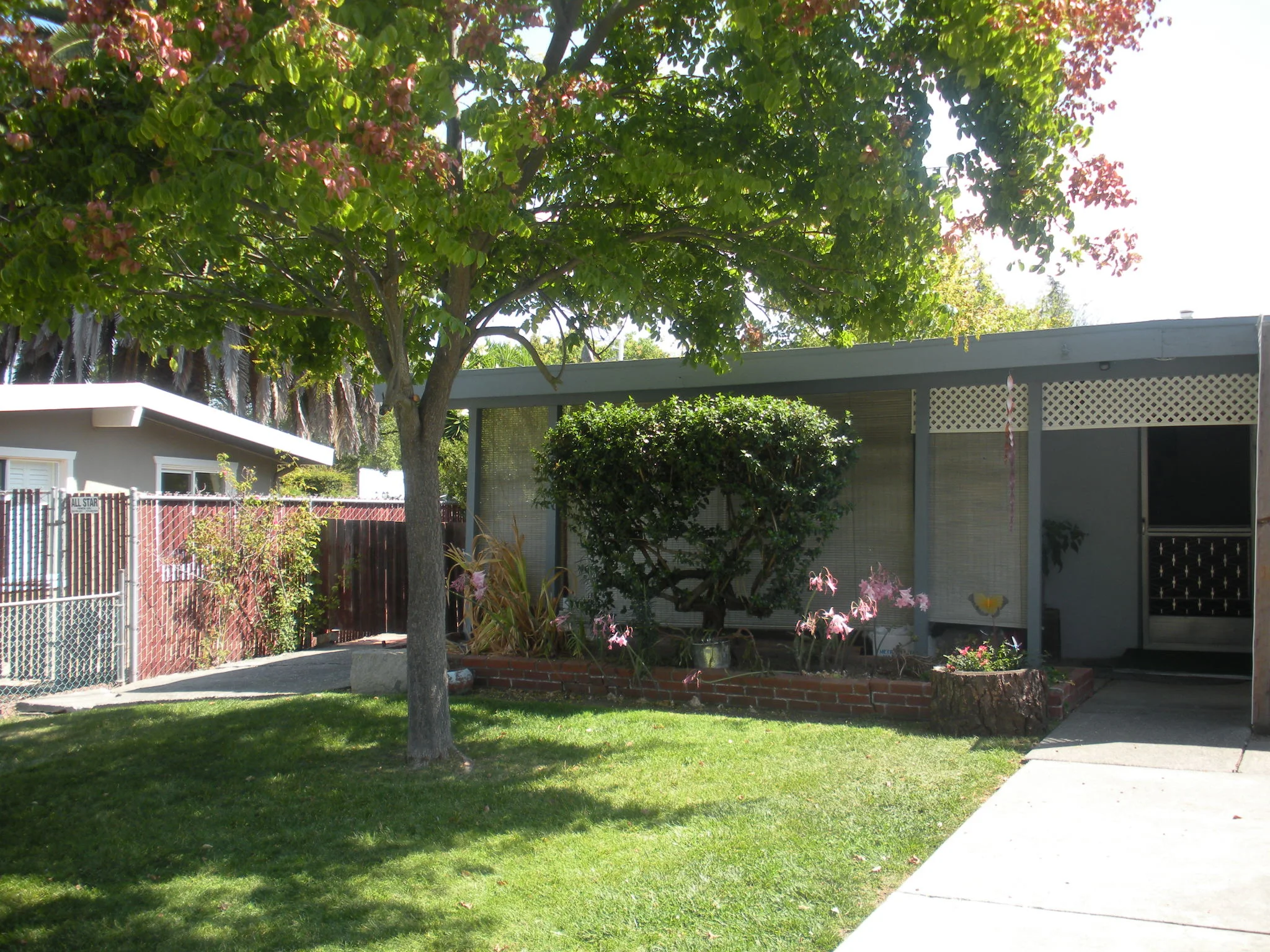 211Los Altos Place 001.JPG